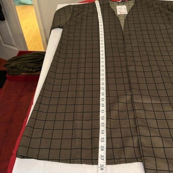 Tavin Green and Black Duster NEW - Picture 4 of 7